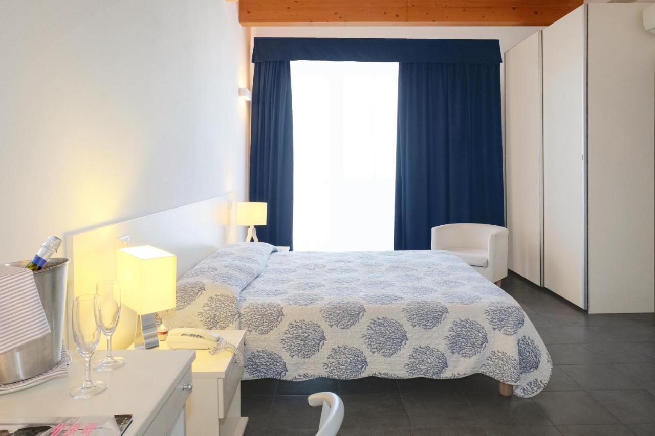 Hotel Manila Lido di Jesolo Rum bild
