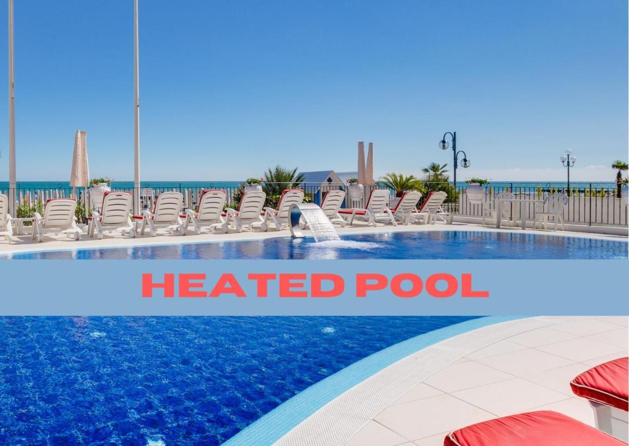 Hotel Manila Lido di Jesolo Exteriör bild